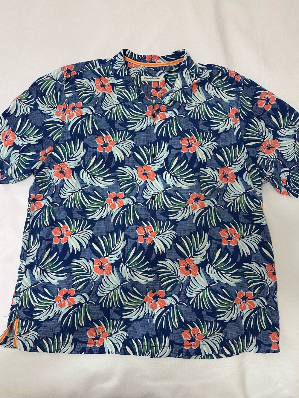 Tommy Bahama Navy Tropical print Camp shirt size  XXL short sleeve